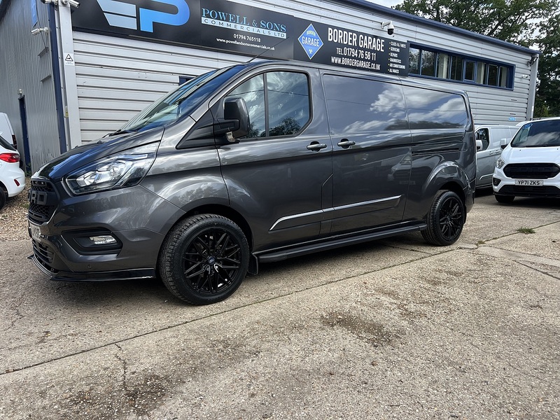 Ford Transit Custom 300 Limited Sport Kit - U883