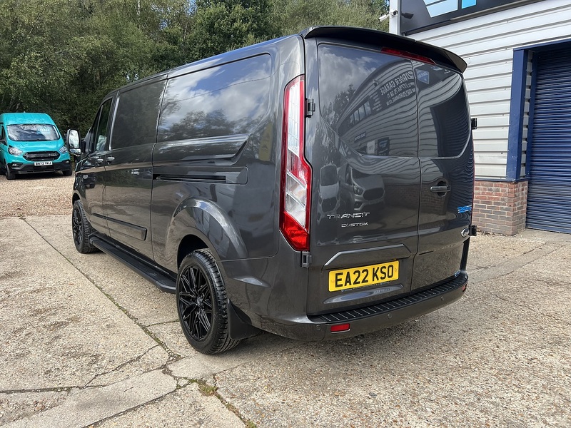 Ford Transit Custom 300 Limited Sport Kit - U883
