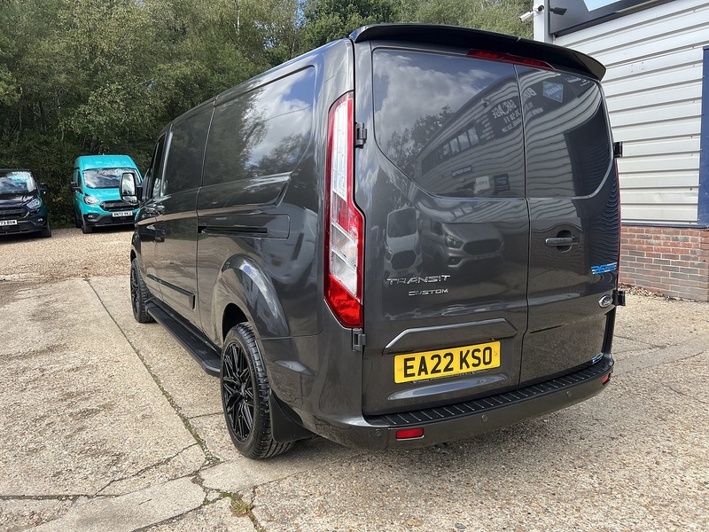 Ford Transit Custom 300 Limited Sport Kit - U883