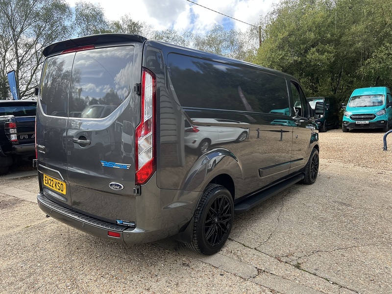 Ford Transit Custom 300 Limited Sport Kit - U883