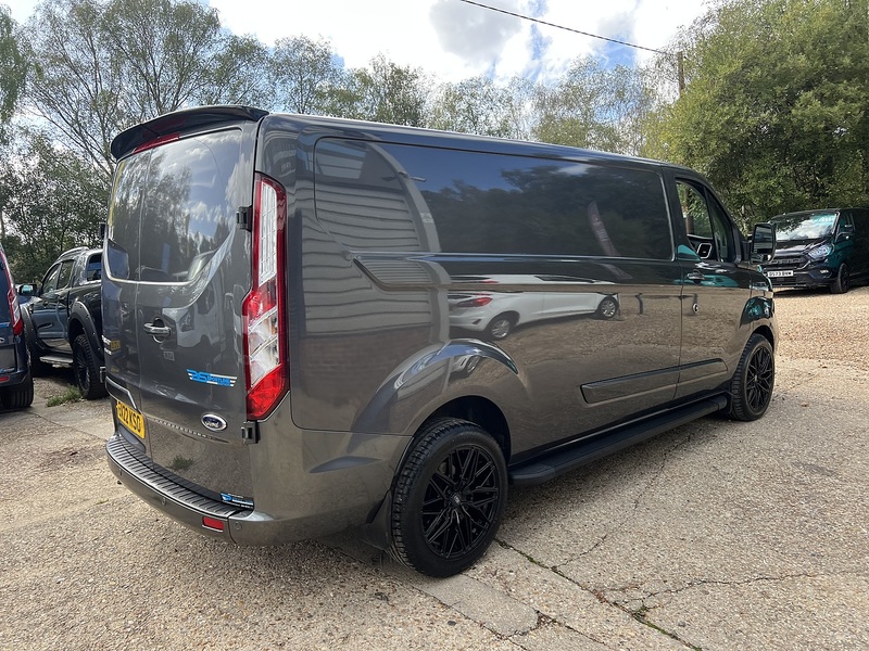Ford Transit Custom 300 Limited Sport Kit - U883