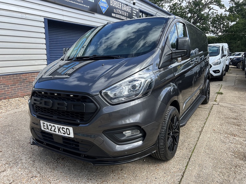 Ford Transit Custom 300 Limited Sport Kit - U883
