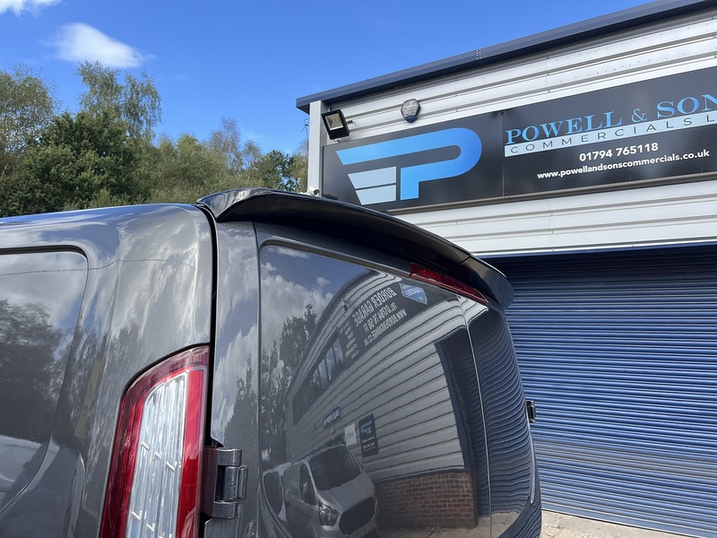 Ford Transit Custom 300 Limited Sport Kit - U883