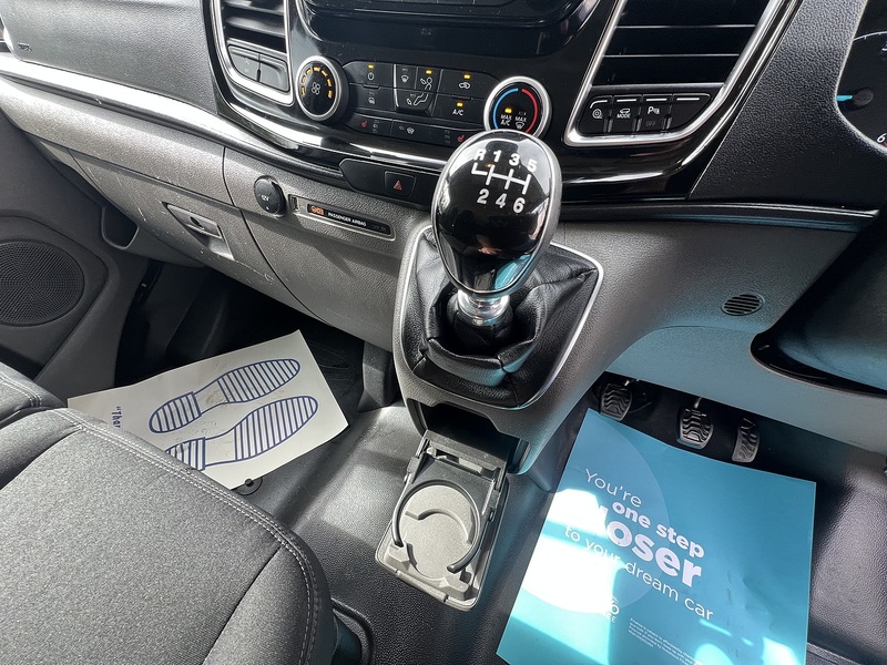 Ford Transit Custom 300 Limited Sport Kit - U883