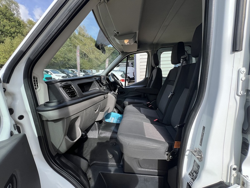 Ford Transit 350 EcoBlue Leader - U884