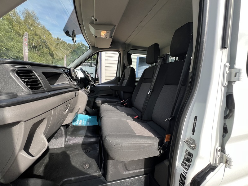 Ford Transit 350 EcoBlue Leader - U884