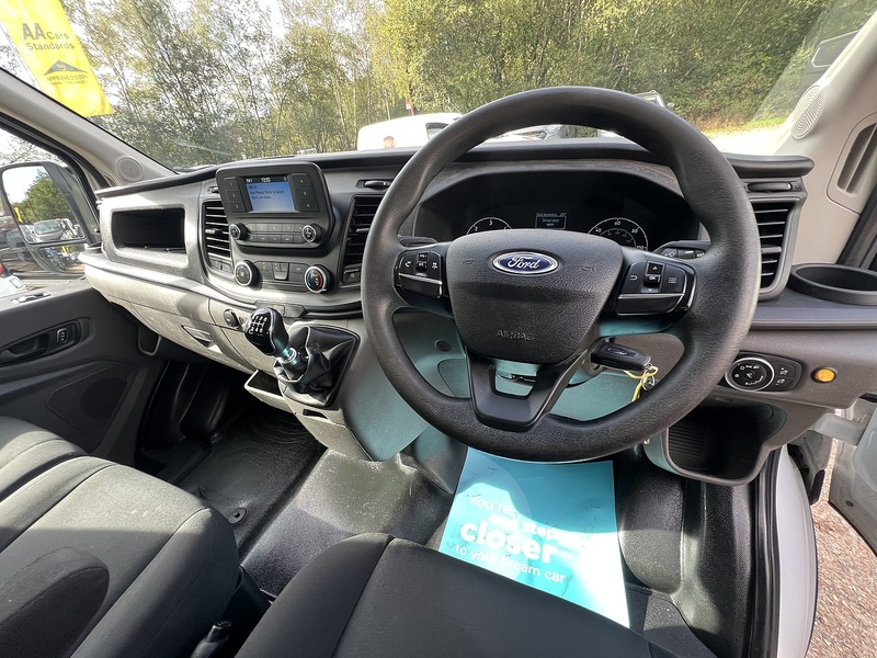 Ford Transit 350 EcoBlue Leader - U884
