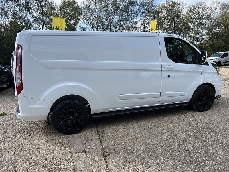 Ford Transit Custom 300 Limited Sport Pack - U886