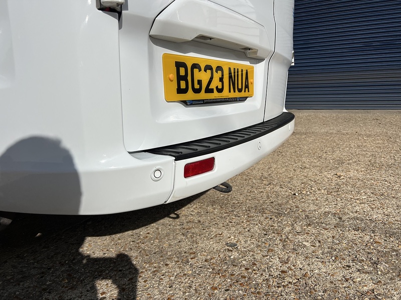 Ford Transit Custom 300 Limited Sport Pack - U886