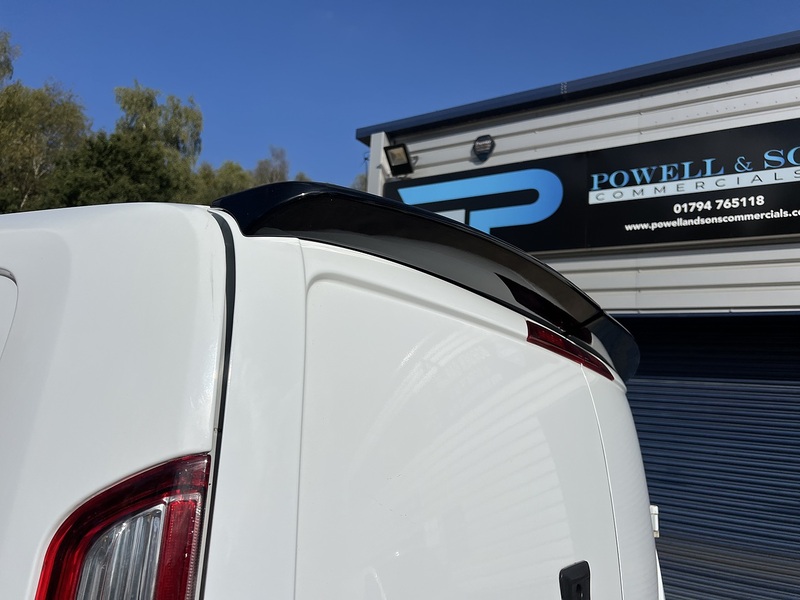 Ford Transit Custom 300 Limited Sport Pack - U886