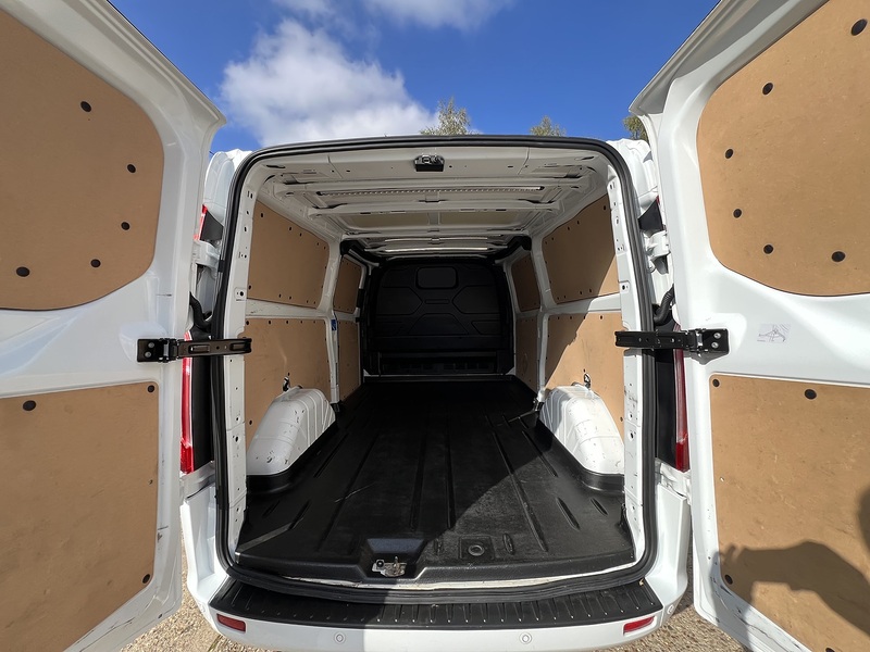 Ford Transit Custom 300 Limited Sport Pack - U886