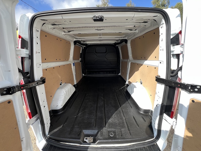 Ford Transit Custom 300 Limited Sport Pack - U886