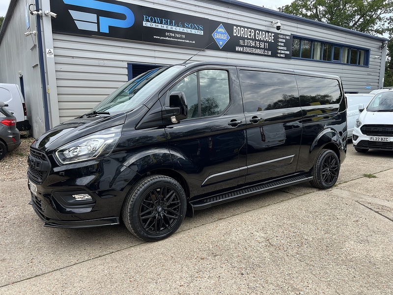 Ford Transit Custom 300 Limited Sport Pack - U888