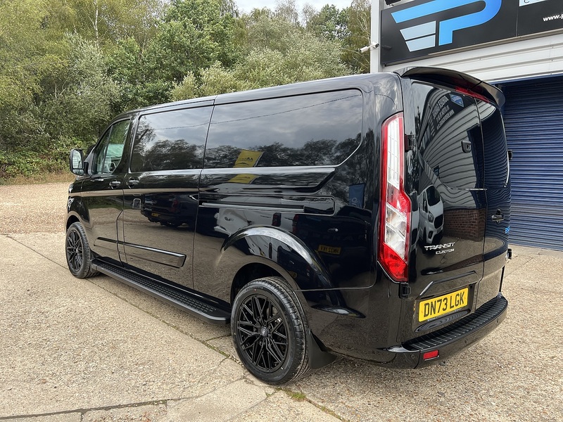 Ford Transit Custom 300 Limited Sport Pack - U888