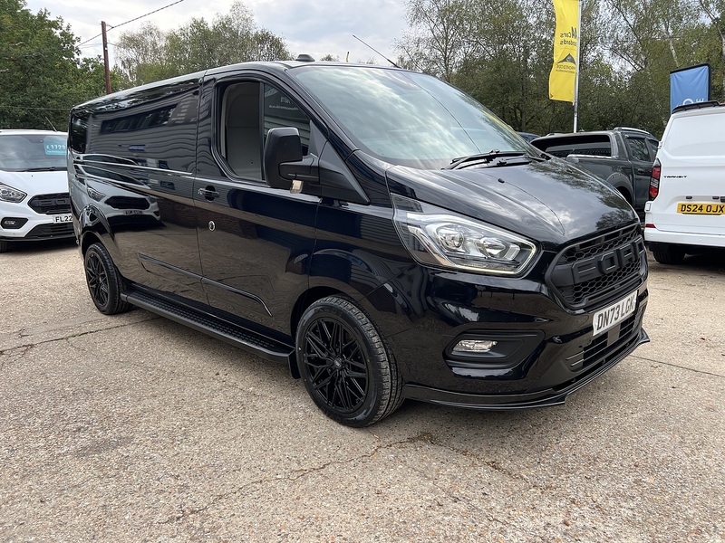 Ford Transit Custom 300 Limited Sport Pack - U888