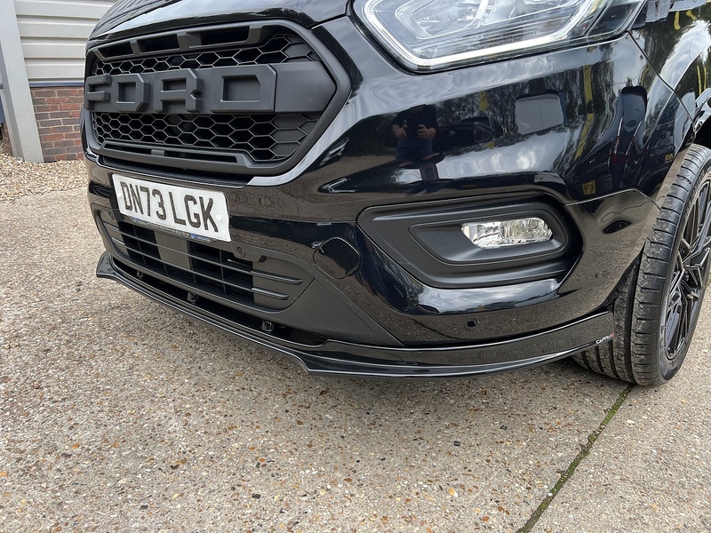 Ford Transit Custom 300 Limited Sport Pack - U888