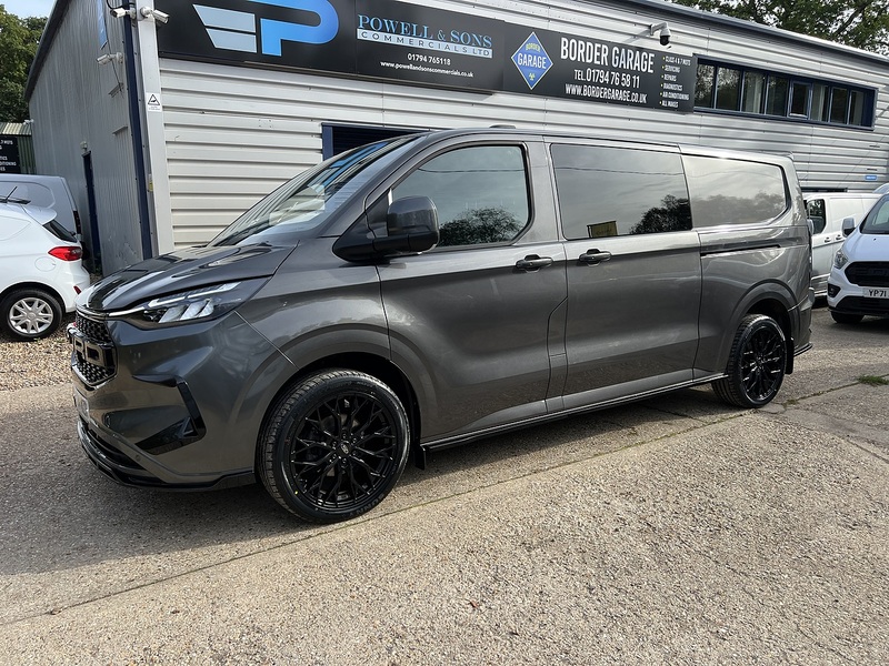 Ford Transit Custom 320 Limited Sport Pack - U890