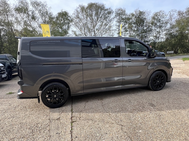 Ford Transit Custom 320 Limited Sport Pack - U890