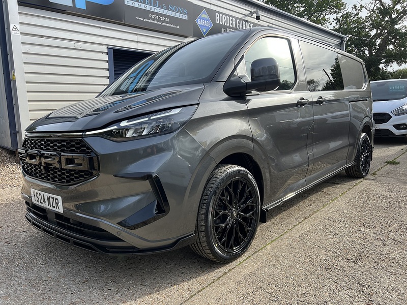 Ford Transit Custom 320 Limited Sport Pack - U890