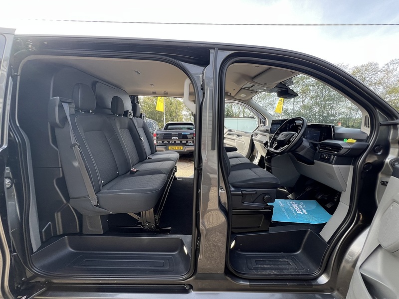 Ford Transit Custom 320 Limited Sport Pack - U890