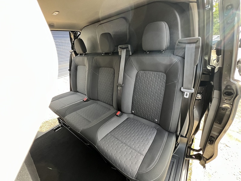Ford Transit Custom 320 Limited Sport Pack - U890