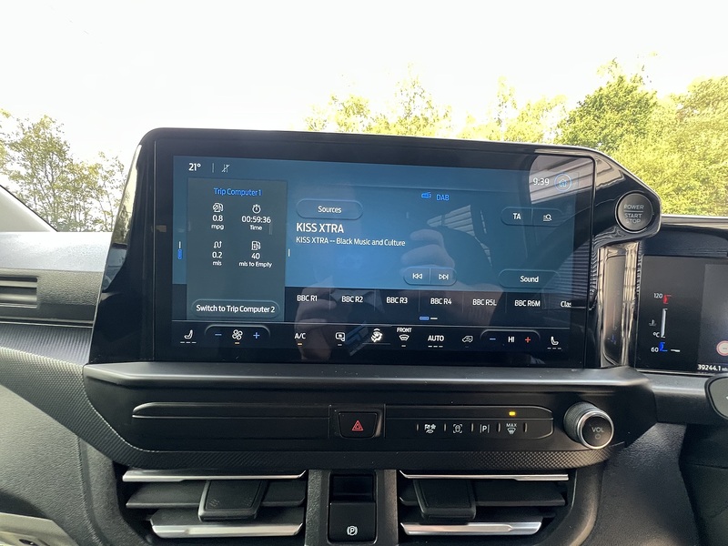 Ford Transit Custom 320 Limited Sport Pack - U890