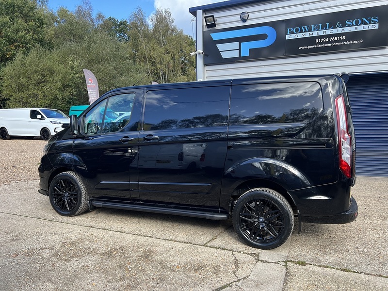 Ford Transit Custom 280 Limited Sport Pack - U891