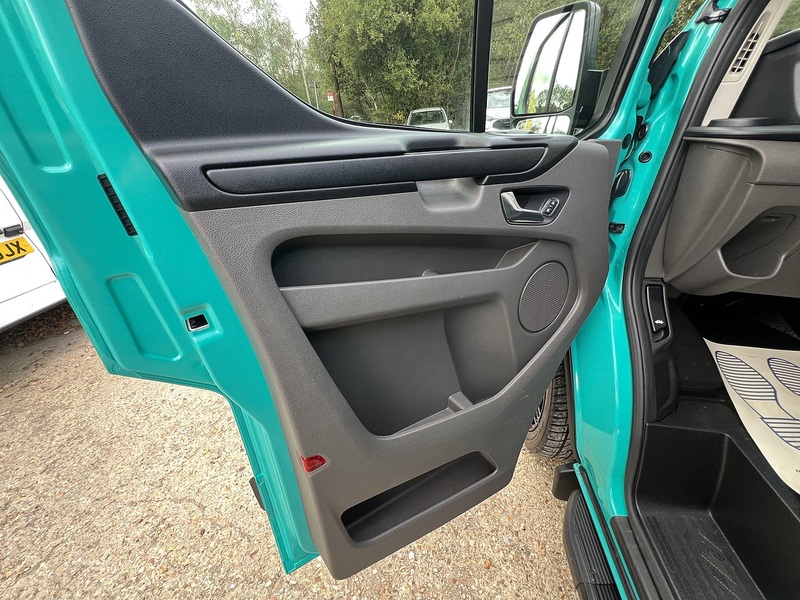 Ford Transit Custom 340 Trend Sport Pack - U892