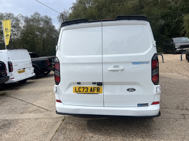 Ford Transit Custom 300 Limited Sport Pack - U895