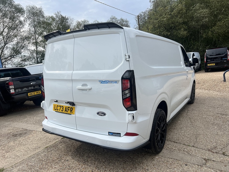 Ford Transit Custom 300 Limited Sport Pack - U895