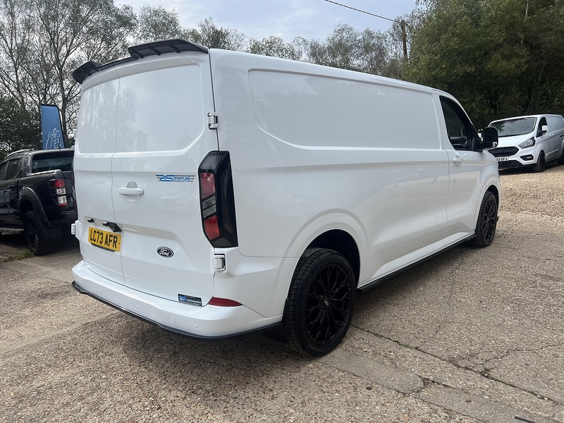 Ford Transit Custom 300 Limited Sport Pack - U895