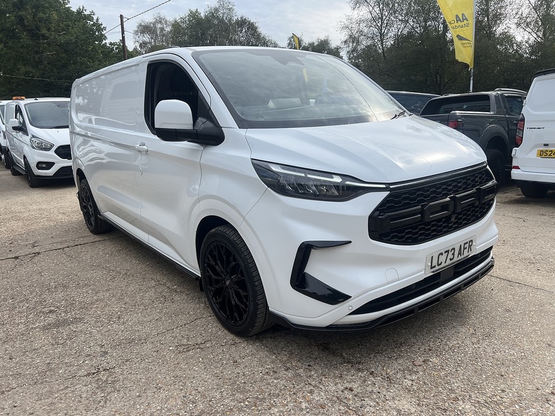 Ford Transit Custom 300 Limited Sport Pack - U895