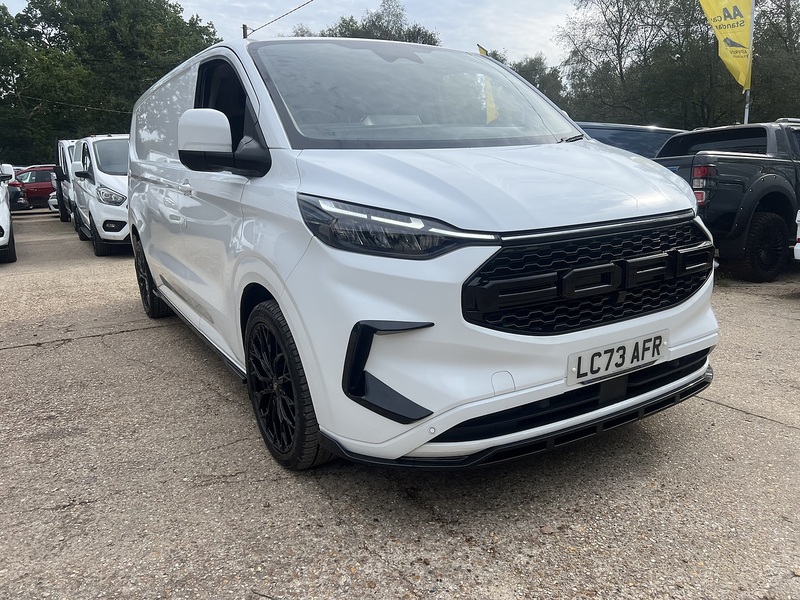 Ford Transit Custom 300 Limited Sport Pack - U895