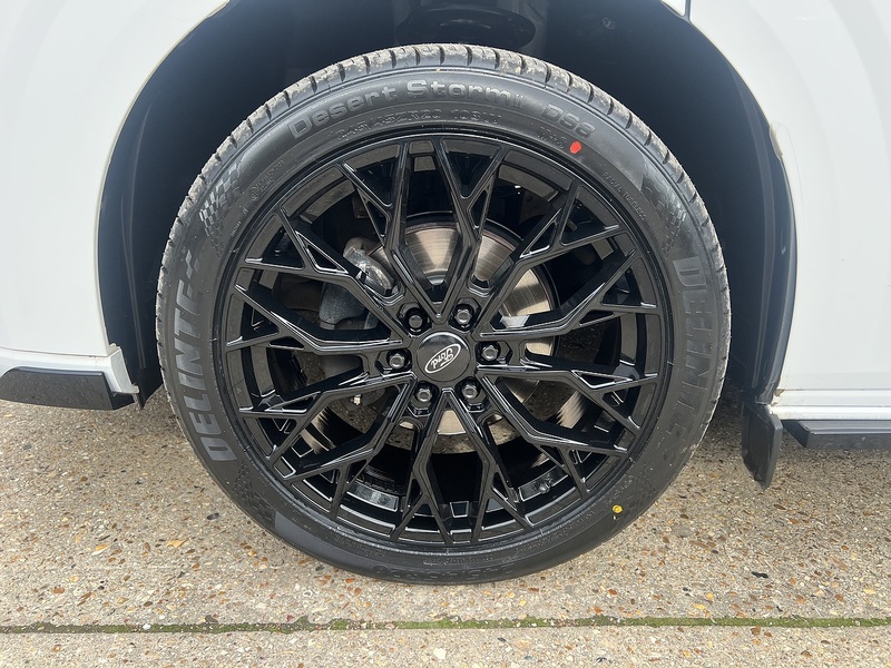Ford Transit Custom 300 Limited Sport Pack - U895