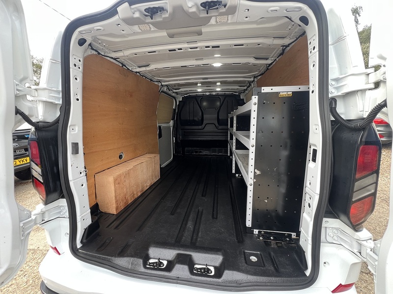 Ford Transit Custom 300 Limited Sport Pack - U895
