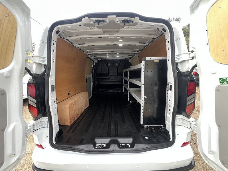 Ford Transit Custom 300 Limited Sport Pack - U895