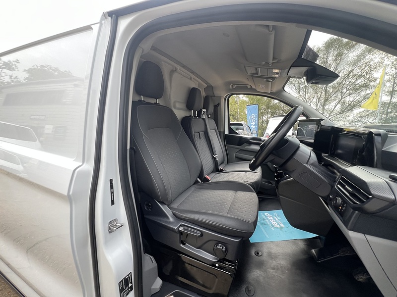 Ford Transit Custom 300 Limited Sport Pack - U895