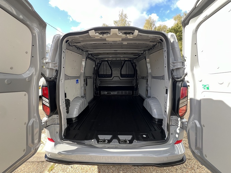 Ford Transit Custom 280 Limited Sport Pack - U897