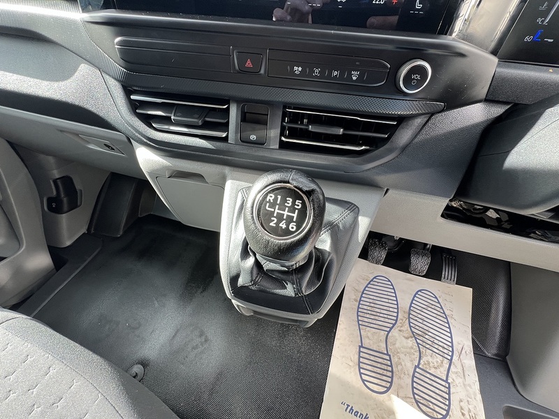 Ford Transit Custom 280 Limited Sport Pack - U897