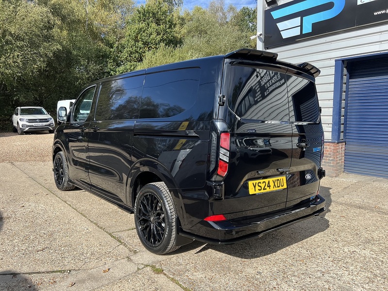 Ford Transit Custom 280 Limited Sport Pack - U898
