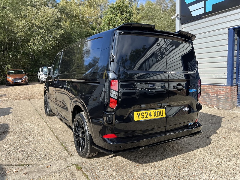 Ford Transit Custom 280 Limited Sport Pack - U898