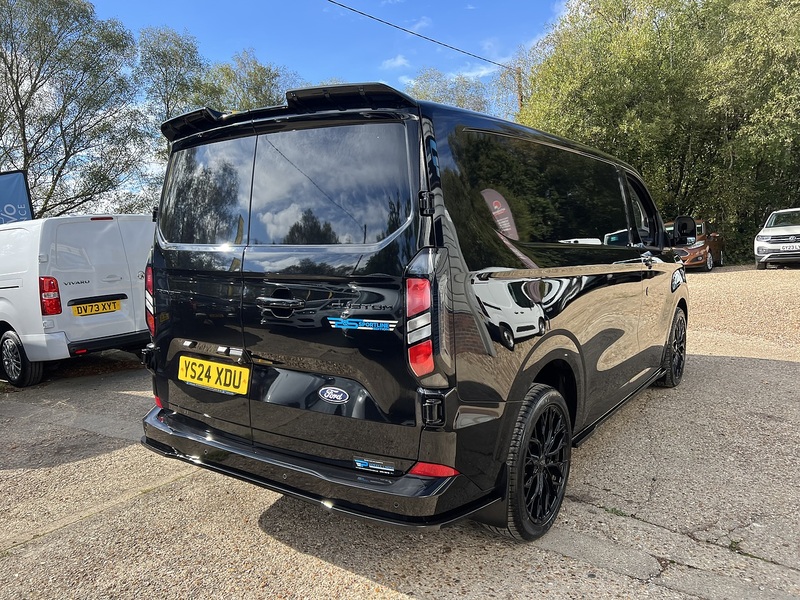 Ford Transit Custom 280 Limited Sport Pack - U898
