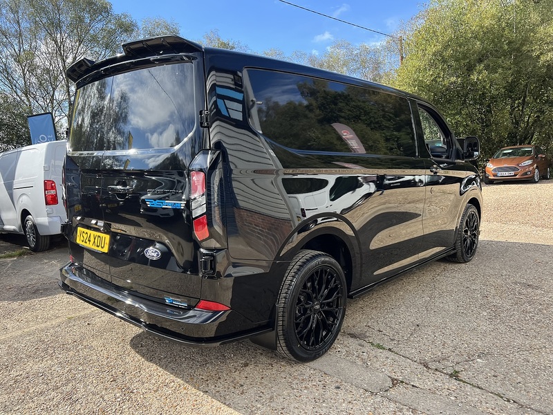 Ford Transit Custom 280 Limited Sport Pack - U898