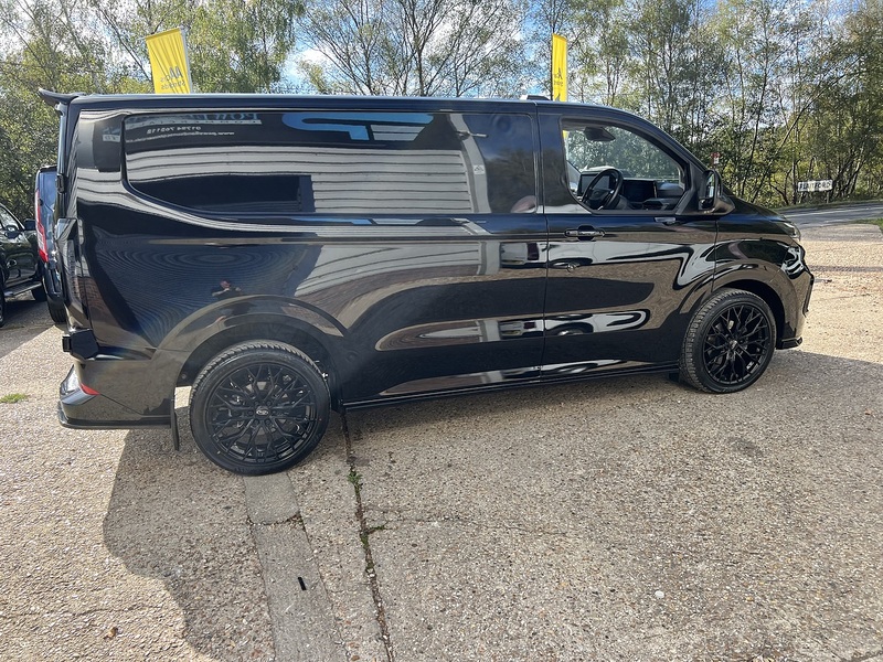 Ford Transit Custom 280 Limited Sport Pack - U898