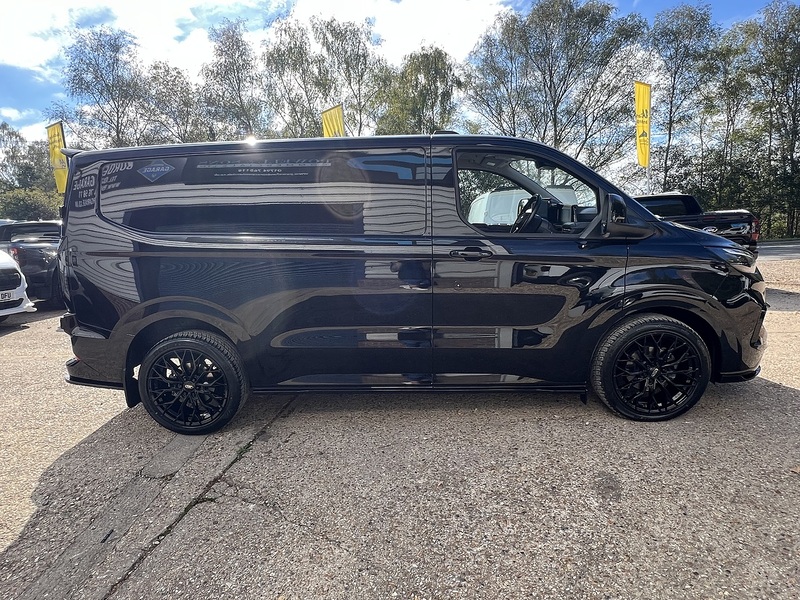 Ford Transit Custom 280 Limited Sport Pack - U898
