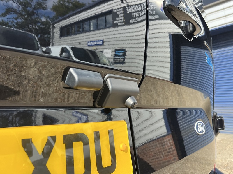 Ford Transit Custom 280 Limited Sport Pack - U898