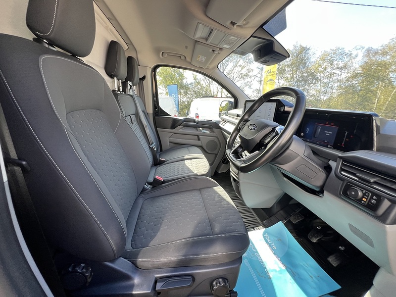 Ford Transit Custom 280 Limited Sport Pack - U898