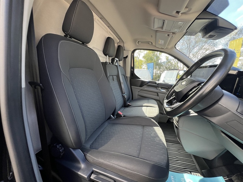Ford Transit Custom 280 Limited Sport Pack - U898
