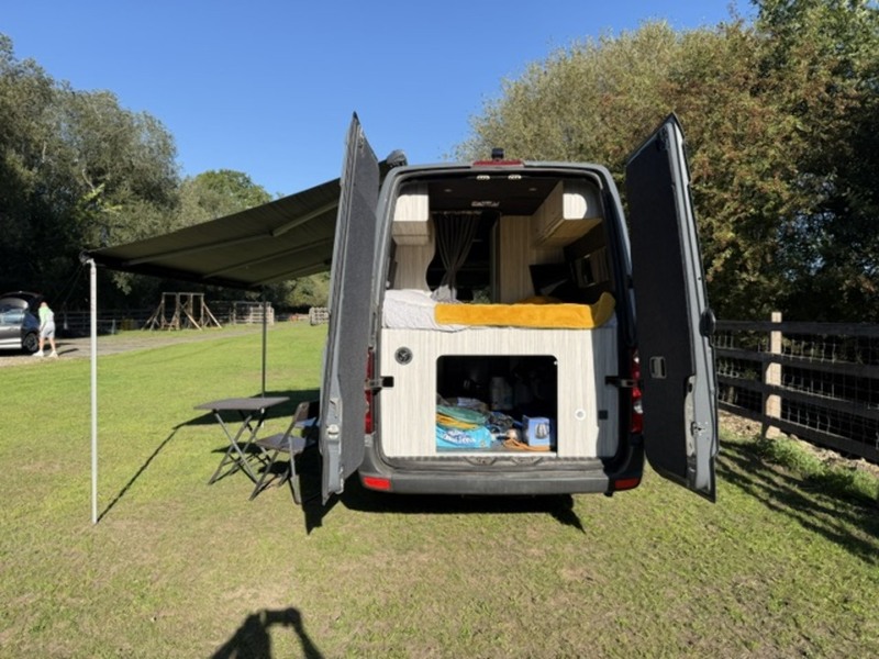 Volkswagen Crafter TDI CR35 Camper - U900