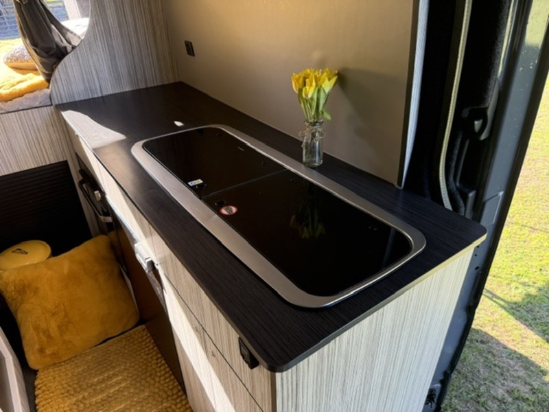 Volkswagen Crafter TDI CR35 Camper - U900